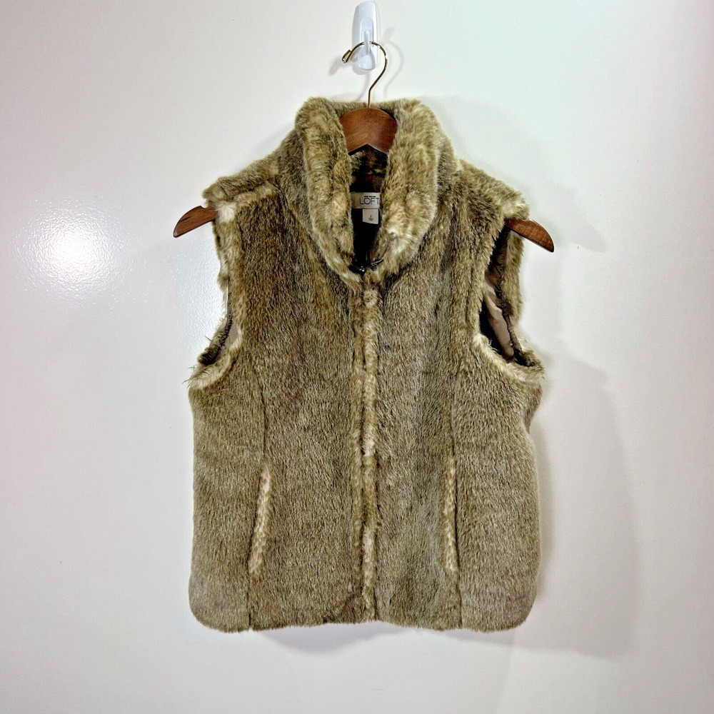 Ann Taylor Women’s Faux Fur Vest Size S 2 Light Brown Cream Soft Cozy Mob Wife